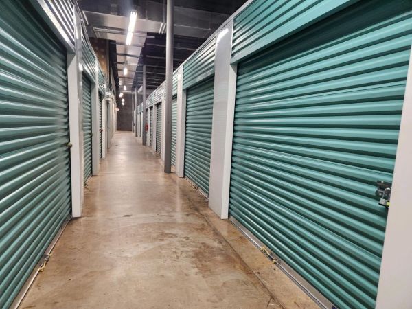 Extra Space Storage - 3577 - Decatur - Candler Rd - 2595 Candler Road