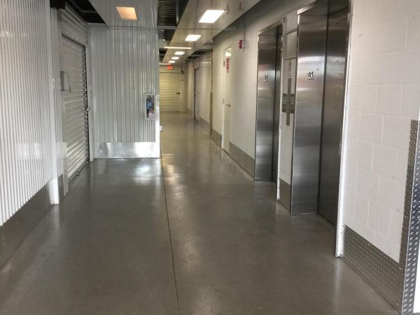 Extra Space Storage - 3593 - Sarasota - Tamiami Trl - 4515 South Tamiami Trail