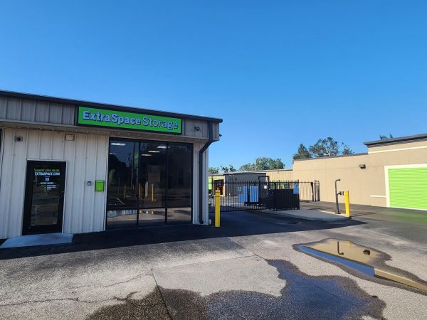 Extra Space Storage - 3602 - Ruskin - College Ave - 2107 East College Avenue