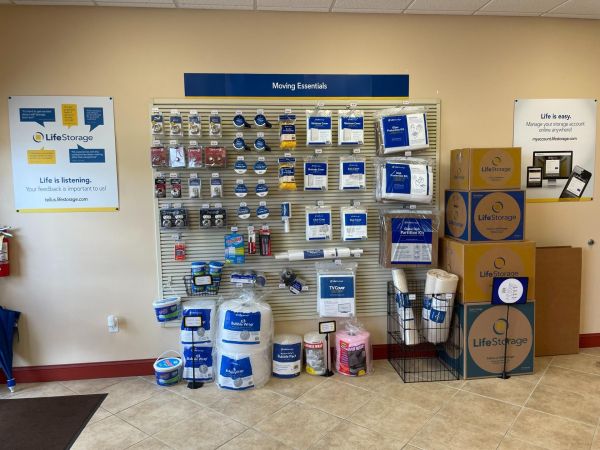 Extra Space Storage - 3602 - Ruskin - College Ave - 2107 East College Avenue
