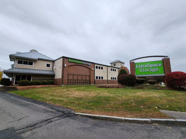 Extra Space Storage - 3622 - Salem - Broadway - 232 North Broadway