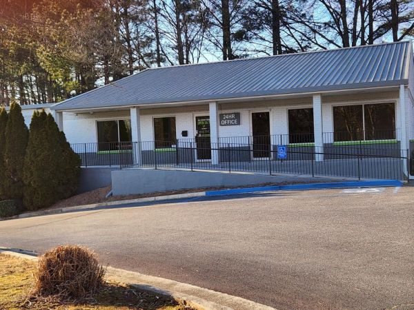 Extra Space Storage - 3642 - Alpharetta - Arnold Mill Rd - 12390 Arnold Mill Road
