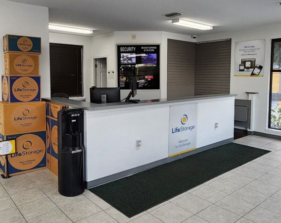 Extra Space Storage - 3680 - Riverview - Boyette Rd - 10813 Boyette Road