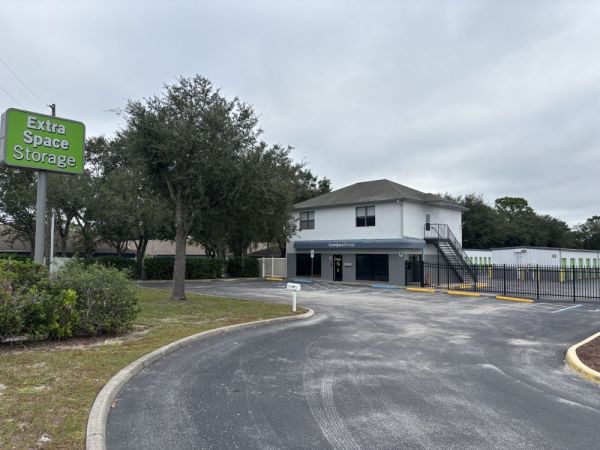 Extra Space Storage - 3682 - Spring Hill - Barclay Ave - 3300 Barclay Avenue