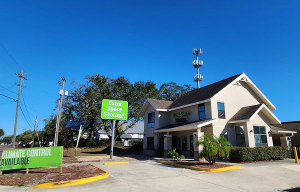 Extra Space Storage - 3685 - Tampa - 1210 Fletcher Ave - 1210 West Fletcher Avenue