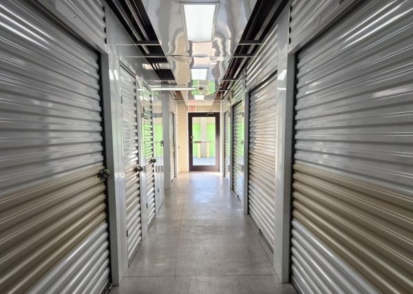 Extra Space Storage - 3685 - Tampa - 1210 Fletcher Ave - 1210 West Fletcher Avenue