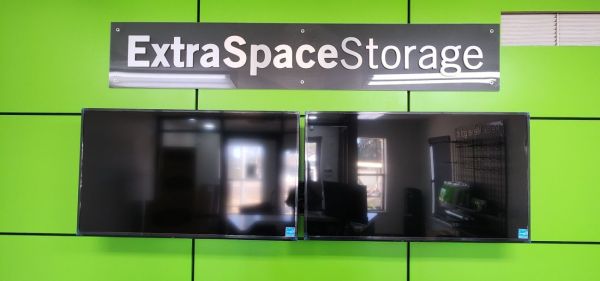Extra Space Storage - 3685 - Tampa - 1210 Fletcher Ave - 1210 West Fletcher Avenue