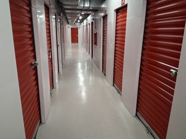 Extra Space Storage - 3724 - Worcester - Shrewsbury St - 345 Shrewsbury Street