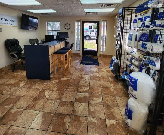 Extra Space Storage - 3767 - Dallas - Milton St - 5720 Milton Street
