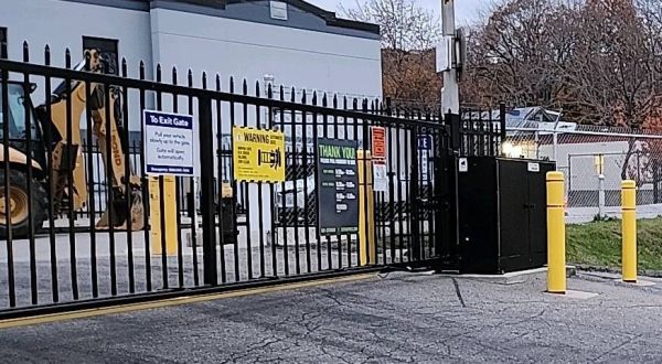 Extra Space Storage - 3836 - Roslindale - Lochdale Rd - 44 Lochdale Road