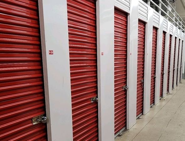 Extra Space Storage - 3836 - Roslindale - Lochdale Rd - 44 Lochdale Road