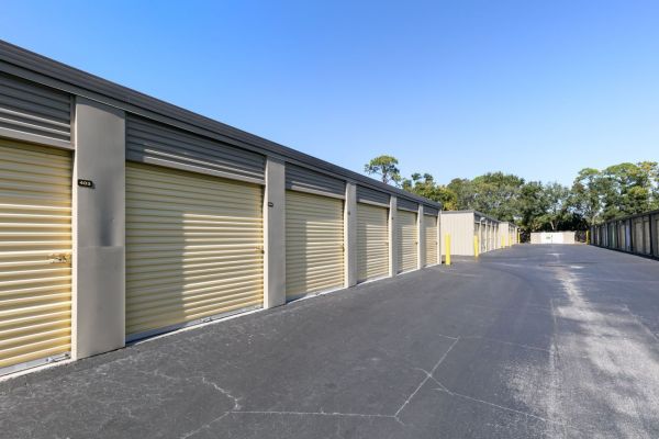 Extra Space Storage - 3851 - Sarasota - Bee Ridge Rd - 4029 Bee Ridge Road