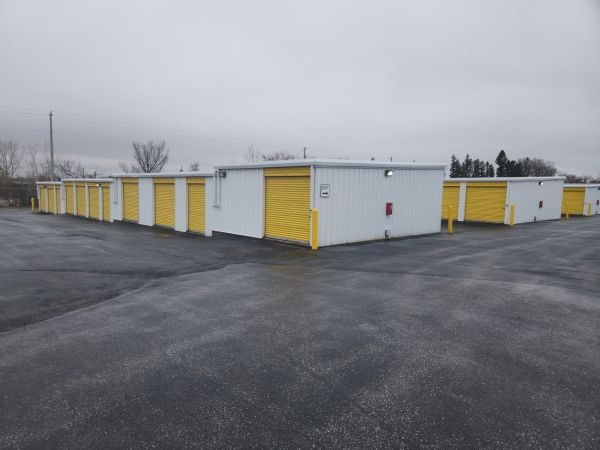 Extra Space Storage - 3859 - Milwaukee - 76th St - 7440 North 76th Street