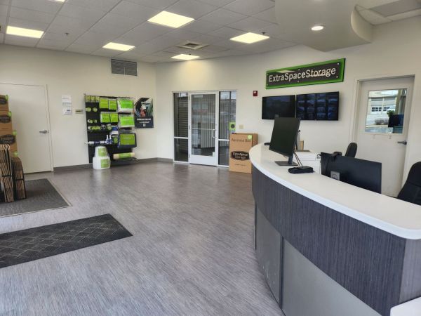 Extra Space Storage - 3859 - Milwaukee - 76th St - 7440 North 76th Street
