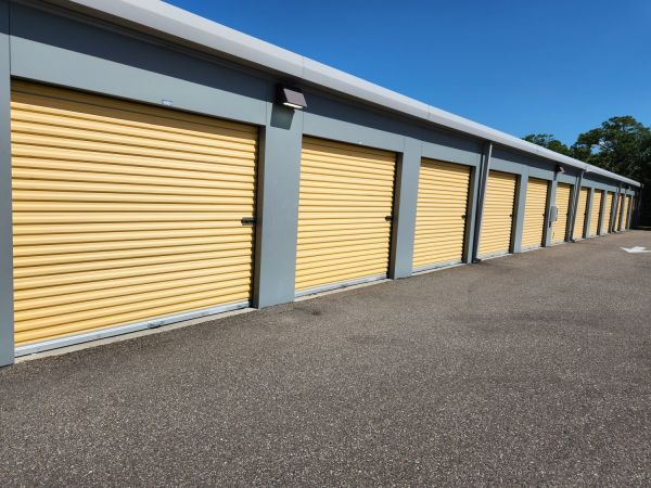 Extra Space Storage - 3869 - Tampa - 12151 Hillsborough Ave - 12151 West Hillsborough Avenue