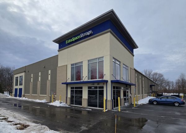 Extra Space Storage - 3879 - Tewksbury - Woburn St - 395 Woburn Street