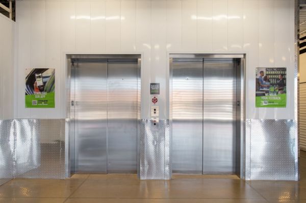 Extra Space Storage - 3910 - Cave Creek - Dynamite Blvd - 4725 East Dynamite Boulevard