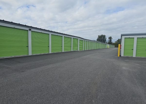 Extra Space Storage - 4033 - Merrimack - Benning Ct - 4 Benning Court