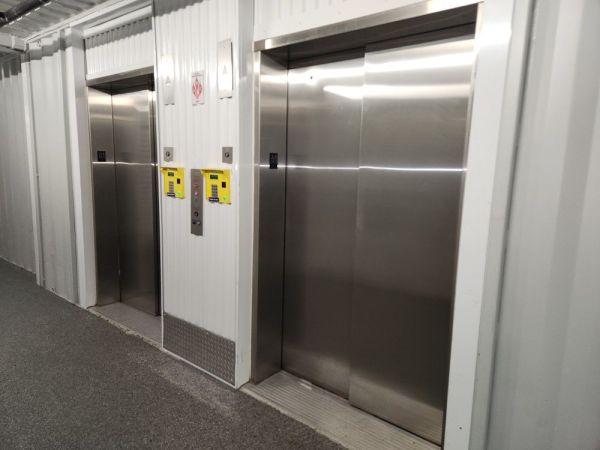 Extra Space Storage - 4037 - Pearland - Kingsley Dr - 2075 Kingsley Drive