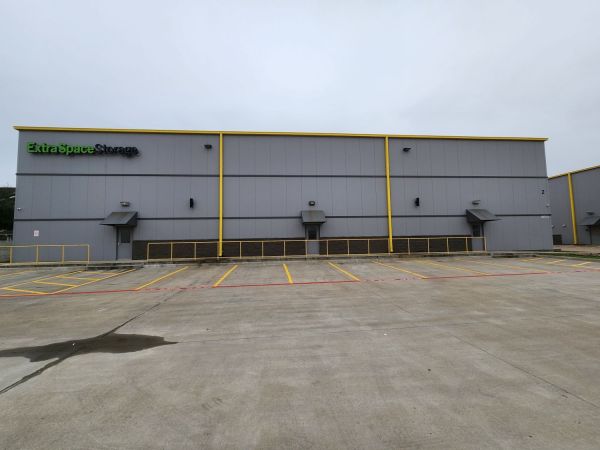 Extra Space Storage - 4037 - Pearland - Kingsley Dr - 2075 Kingsley Drive
