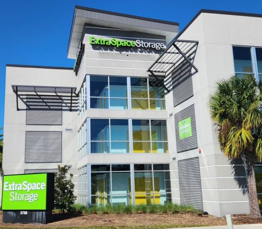 Extra Space Storage - 4045 - Bradenton - 3708 Manatee Ave W - 3708 Manatee Avenue West