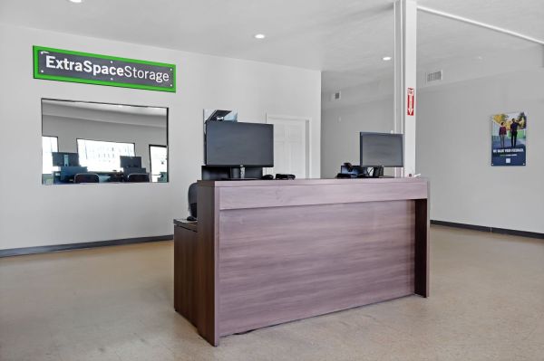 Extra Space Storage - 4046 - Katy - Grand Pkwy - 1555 West Grand Parkway North