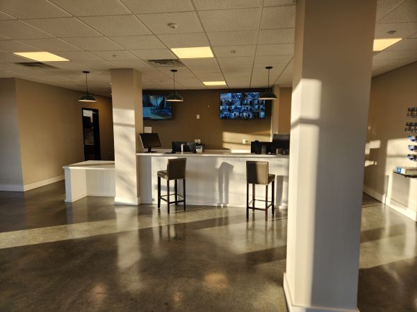 Extra Space Storage - 4142 - Roswell - Oak St - 90 Oak Street