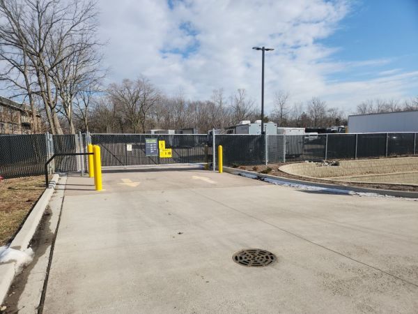 Extra Space Storage - 4168 - Aurora - Hill Ave - 410 Hill Avenue