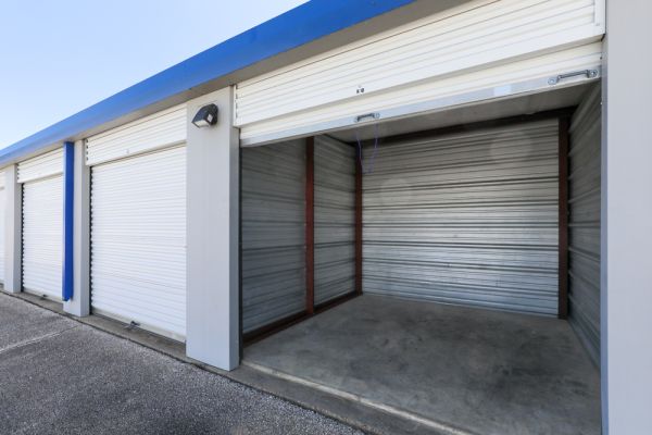 Barton Mini Storage - 3412 Mississippi 309