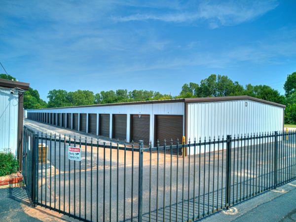 Storelocal Douglas - 3600 South Douglas Boulevard