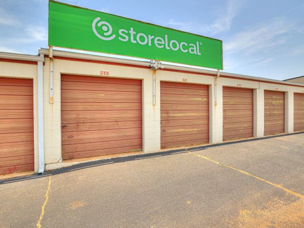 Storelocal Wilshire - 7000 West Wilshire Boulevard