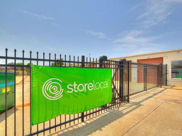 Storelocal Wilshire - 7000 West Wilshire Boulevard