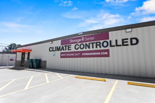 Storage Sense - Hohenwald - E Main - Self Service - 637 East Main Street