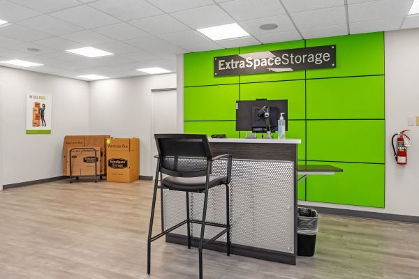 Extra Space Storage - 2013 - Milwaukee - Good Hope Rd - 5115 Good Hope Road