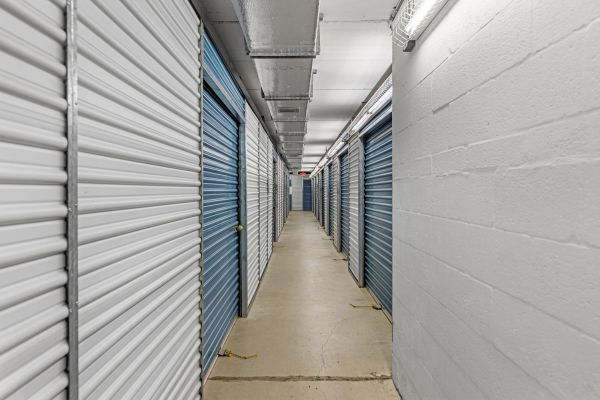 Extra Space Storage - 6001 - Davie - 5370 S University Dr - 5370 South University Drive