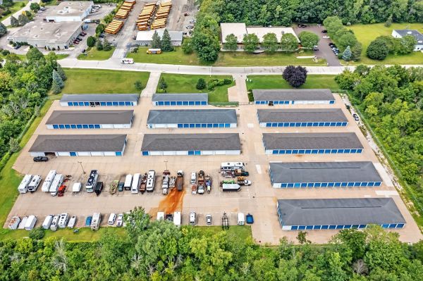 Extra Space Storage - 6091 - New Berlin - Liberty Ln - 17505 West Liberty Lane