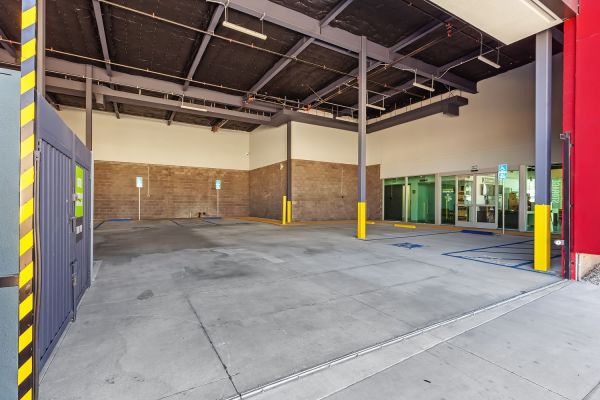 Extra Space Storage - 6120 - Azusa - Foothill Blvd - 900 West Foothill Boulevard