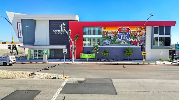 Extra Space Storage - 6120 - Azusa - Foothill Blvd - 900 West Foothill Boulevard
