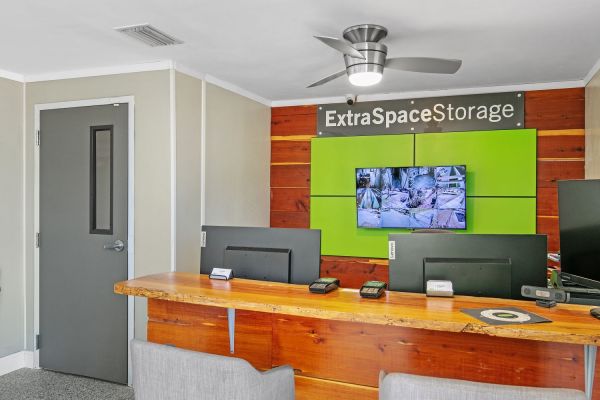 Extra Space Storage - 6134 - Clearwater - 62nd St - 14433 62nd Street North
