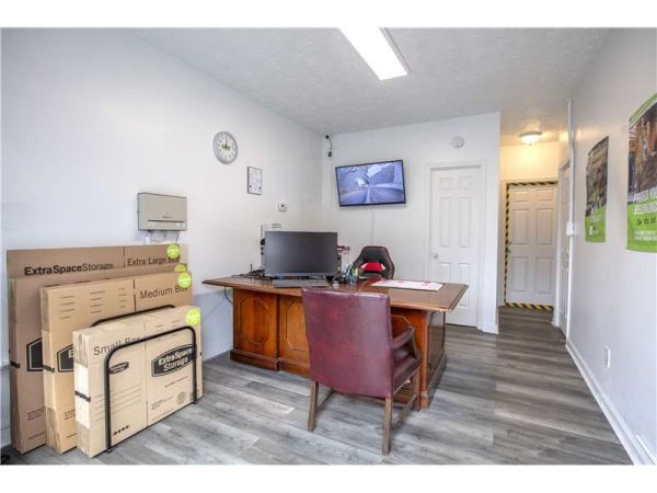 Extra Space Storage - 6147 - Knoxville - Mabry Hood Rd - 124 Mabry Hood Road