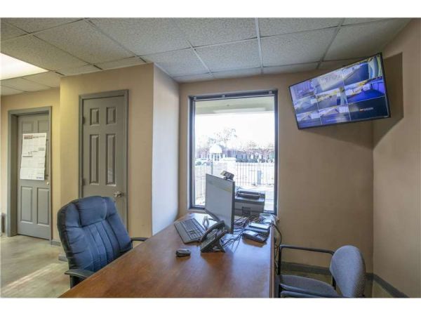 Extra Space Storage - 6149 - Knoxville - Deerbrook Dr - Annex - 10638 Deerbrook Drive