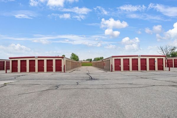 Extra Space Storage - 6209 - Zeeland - 88th Ave - 3440 88th Avenue