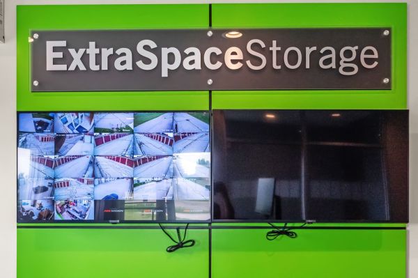 Extra Space Storage - 6209 - Zeeland - 88th Ave - 3440 88th Avenue