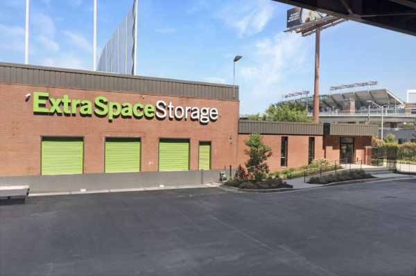 Extra Space Storage - 7359 - Baltimore - Stockholm St - 211 Stockholm Street