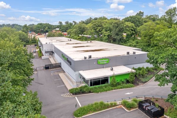 Extra Space Storage - 7371 - West Nyack - Snake Hill Rd - 100 Snake Hill Road