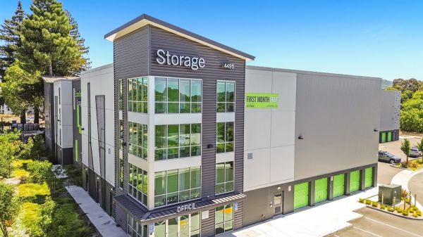 Extra Space Storage - 7441 - Santa Rosa - Streamside Dr - 4495 Streamside Drive