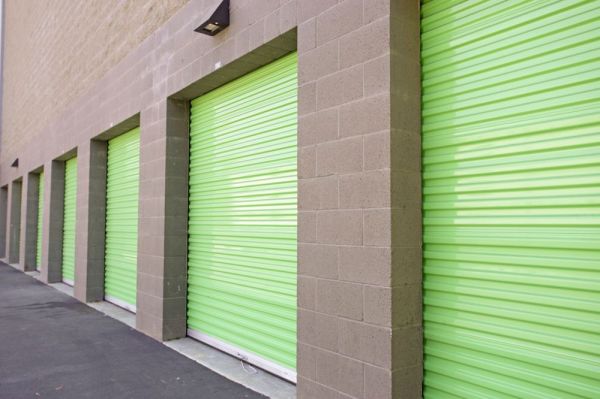 Extra Space Storage - 7470 - Lake Balboa - Woodley Ave - 6853 Woodley Avenue