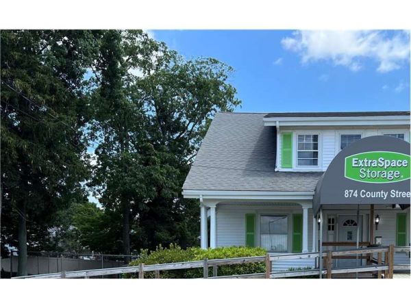 Extra Space Storage - 7503 - Taunton - County St - 874 County Street