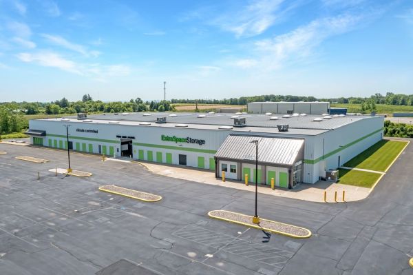 Extra Space Storage - 7511 - Geneva - Berry Fields Rd - 3635 Berry Fields Road