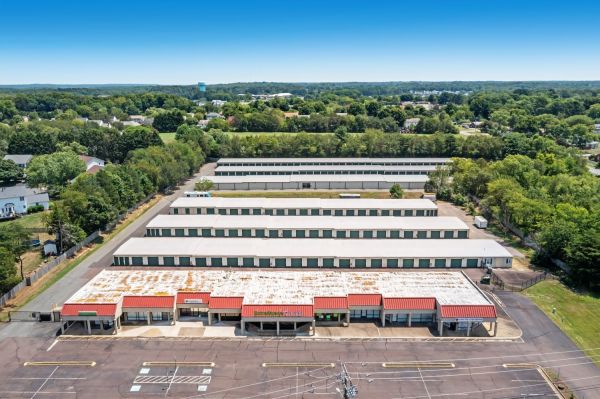 Extra Space Storage - 7515 - Fredericksburg - Leeland Rd - 10 Leeland Road